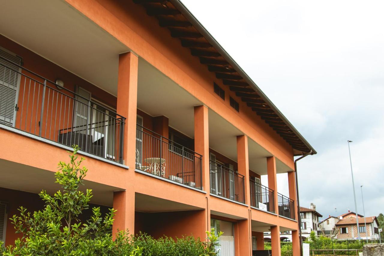 Agriturismo Familiare I Giardini Del Lago Varese Exterior photo
